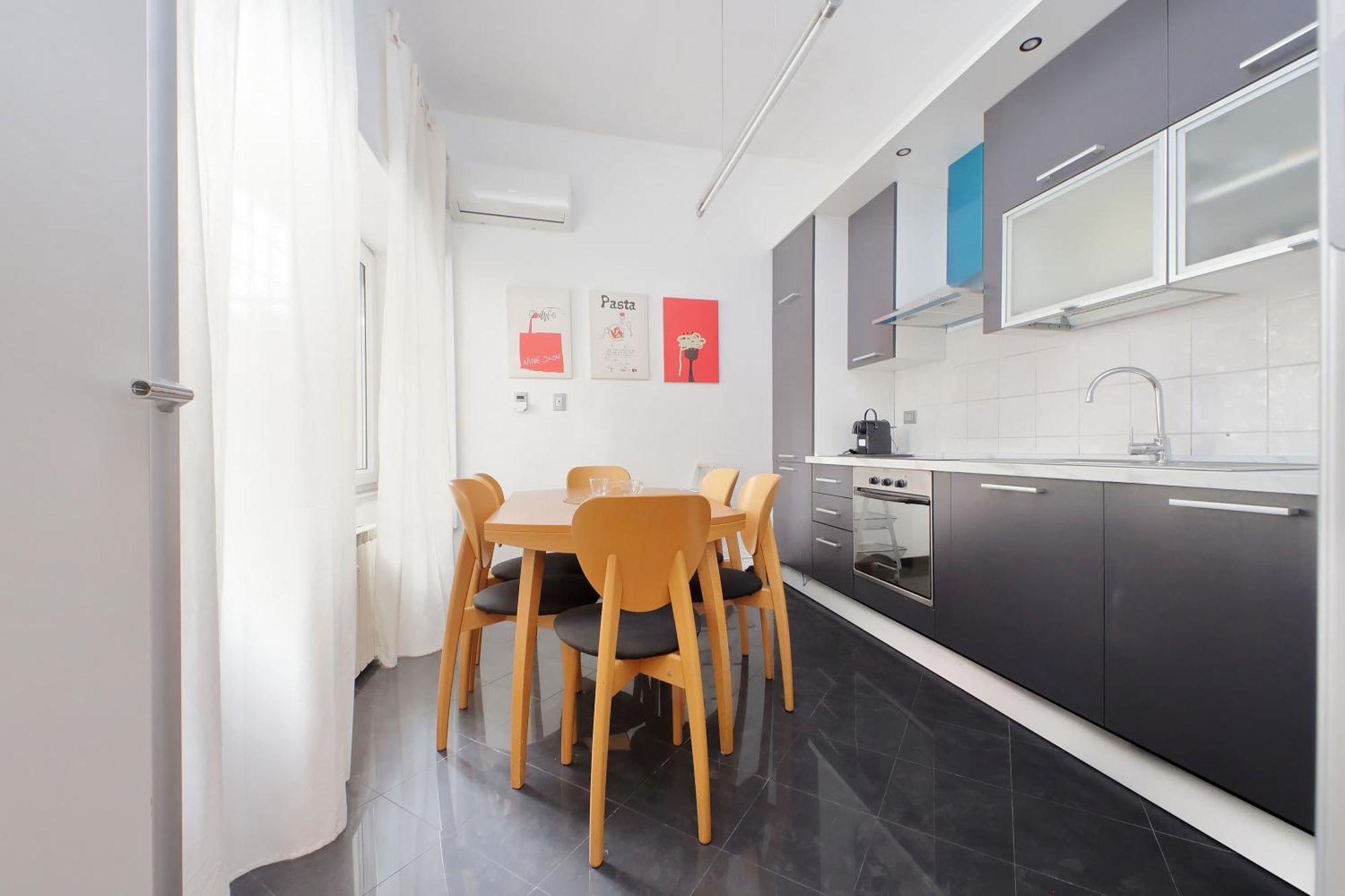 Ych-nice Flat With Patio Near Vatican * Roma